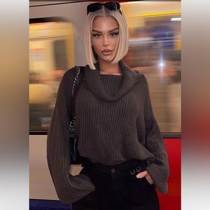 Fashion Nova Loose turtleneck Sweater in brown size large